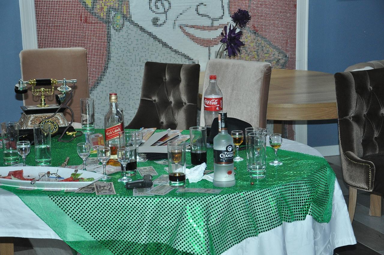 Hotel Jasmine Atyrau Ngoại thất bức ảnh